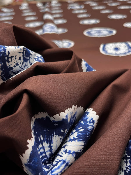CP-7957W BATIK DOT PRINT BOTTOM-WEIGHT COTTON. ITALY