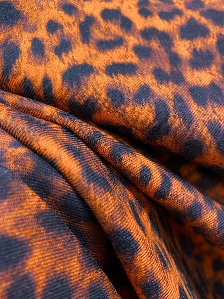 RV-7918W LEOPARD PRINT VISCOSE TWILL. ITALY