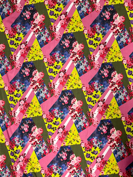 CP-7882W EXCLUSIVE FINE TEXTURE COTTON WITH GEO FLORAL PRINT. ITALY