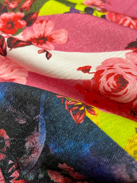 CP-7882W EXCLUSIVE FINE TEXTURE COTTON WITH GEO FLORAL PRINT. ITALY