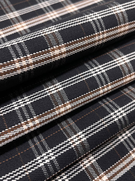 WC-8079W DESIGNER REVERSIBLE MEDIUM WEIGHT PLAID WOOL. BALENCIAGA. ITALY.