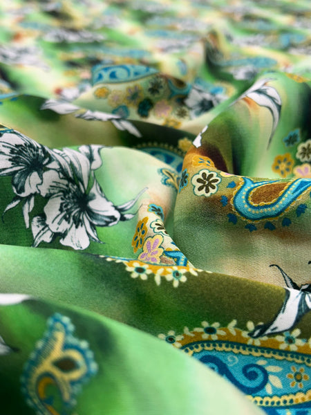 RVK-9241W PAISLEY PRINT VISCOSE CREPE HAND. ITALY