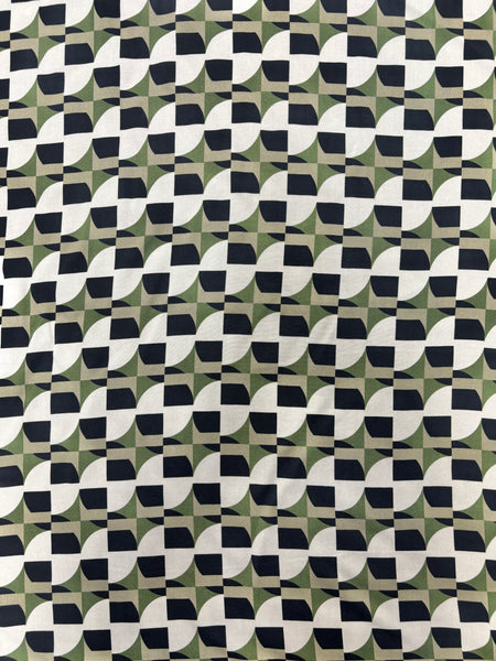 RV-9121W GEO PRINT VISCOSE CHALLIS. ITALY