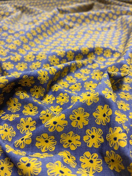 CP-9225W LIBERTY-INSPIRED FLORAL PRINT COTTON POPLIN CHAMBRAY. ITALY
