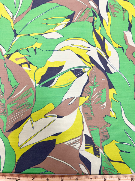 RV-9042W LARGE LEAFY PRINT SATIN VISCOSE. ITALY.