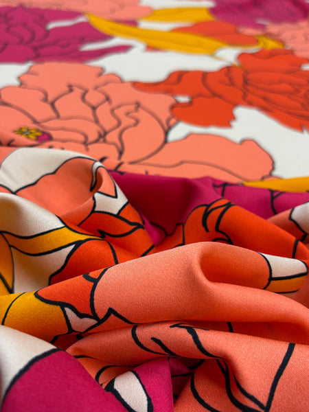 RV-9041W LARGE FLORAL PRINT VISCOSE CHALLIS. ITALY.