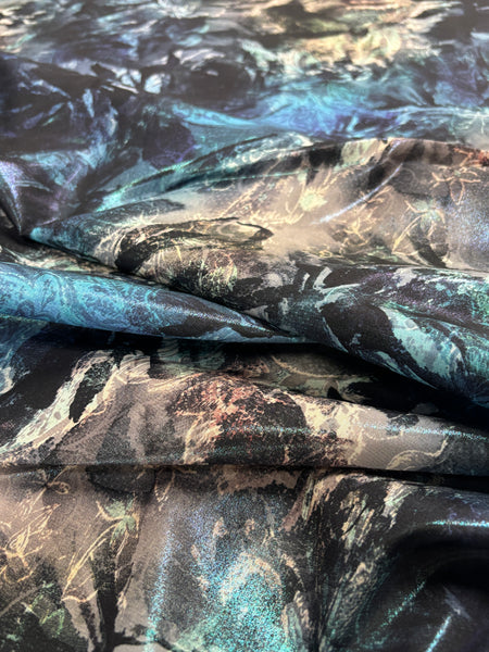 S-9283W ABSTRACT PRINT LAMINATED SILK CREPE DE CHINE. MADE IN ITALY.