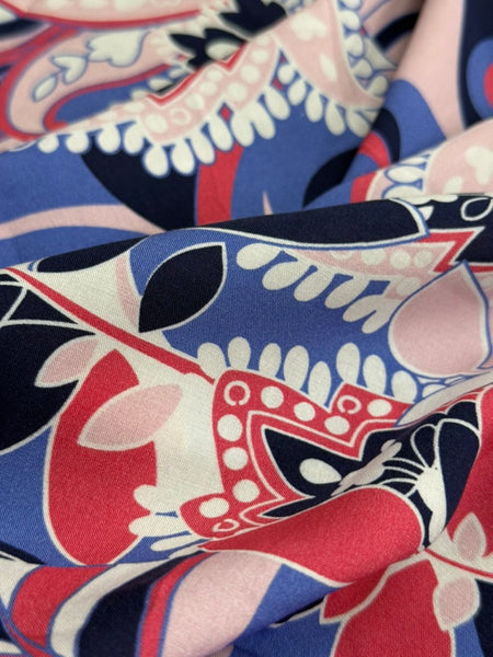 REF-160 PRINTED VISCOSE CHALLIS. ITALY. A CUT OF 1 YARD.
