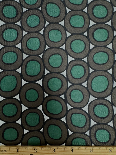 REF-186 CIRCLE PRINT SILK TWILL MAX MARA. ITALY. A CUT OF 2 YARDS