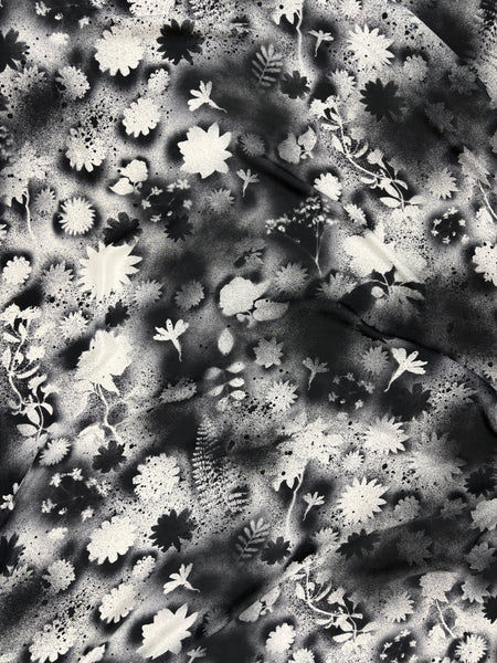 S-9285W DIGITAL FLORAL PRINT SILK CREPE DE BHINE. MADE IN ITALY.
