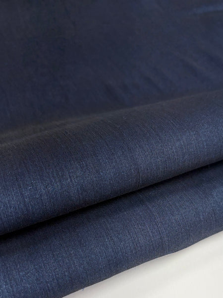 REF-181 NAVY BLUE IRIDESCENT LINEN SILK WITH CRISP ORGANZA HAND. ITALY. A CUT OF 3-3/8 YARDS