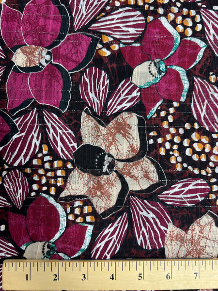 REF-154 FLOWER PRINT VISCOSE METALLIC. ITALY. A CUT OF 1 YARD.