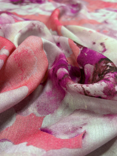 RV-9219W DIGITAL WATERCOLOR FLORAL PRINT VISCOSE GAUZE. ITALY