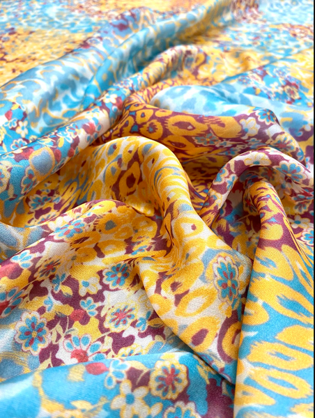 S-9247W ABSTRACT PRINT FINE SILK CHARMEUSE. ITALY