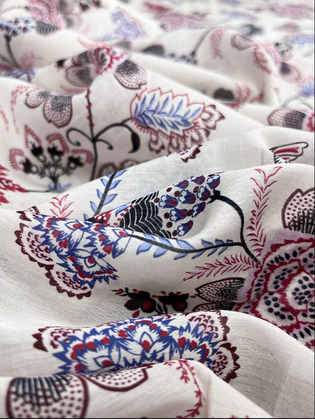 S-9249W FAIRYTALE PRINT SILK COTTON VOILE. MANILA GRACE. ITALY