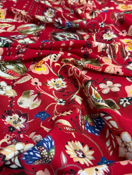 REF-197 RETRO FLORAL PRINT VISCOSE CREPE HAND. ITALY. A CUT OF 1 YARD