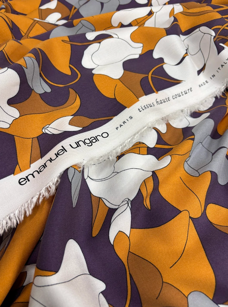 RV-9269W-B  DESIGNER SIGNATURE RETRO LOTUS PRINT VISCOSE TWILL. EMANUEL UNGARO. ITALY