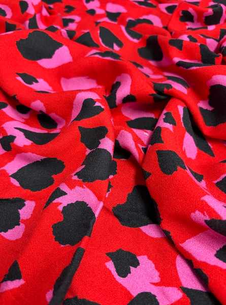 REF-215 HEART PRINT VISCOSE CREPE. ITALY. A CUT OF 1 YARD.