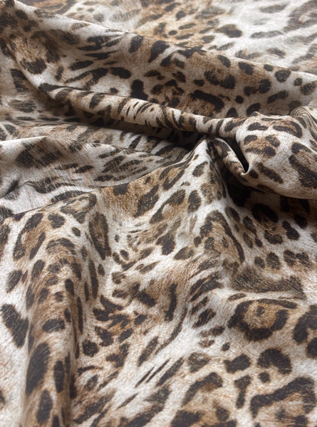 CP-9222W LEOPARD PRINT COTTON POPLIN. ITALY