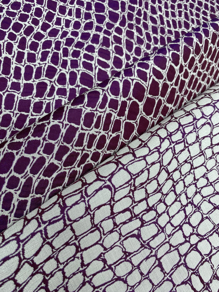 MB-7619W-A DOUBLE-FACED ALLIAGTOR DESIGN JACQUARD. ITALY