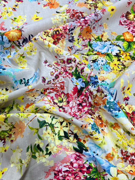 CP-7763W SPRING FLORAL PRINT COTTON LAWN. ITALY