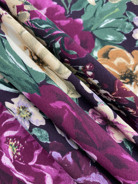 RV-7468W DIGITAL PRINT FLORAL PRINT VISCOSE CHALLIS. ITALY