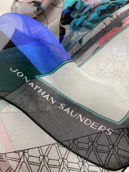 DS-1020 "VIENNA" - JONATHAN SAUNDERS DIGITAL PRINT SILK CHIFFON SCARF. MADE IN ITALY